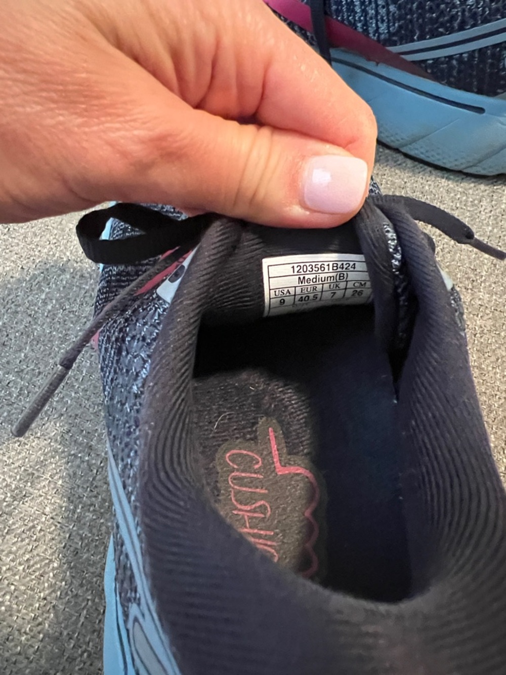 Brooks Ghost 14 Women's Running Shoes — Bright Pink and Navy/Gray Pair size 9M - Picture 6 of 15